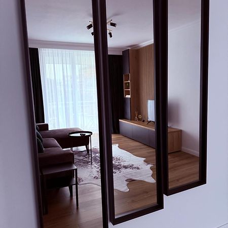 Aman 20 Apartment Craiova Bagian luar foto