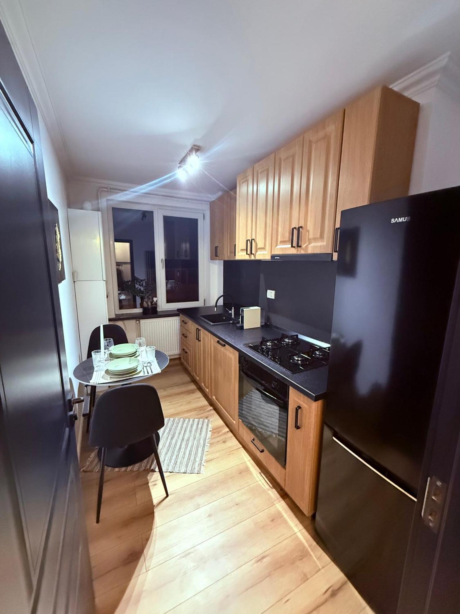 Aman 20 Apartment Craiova Bagian luar foto