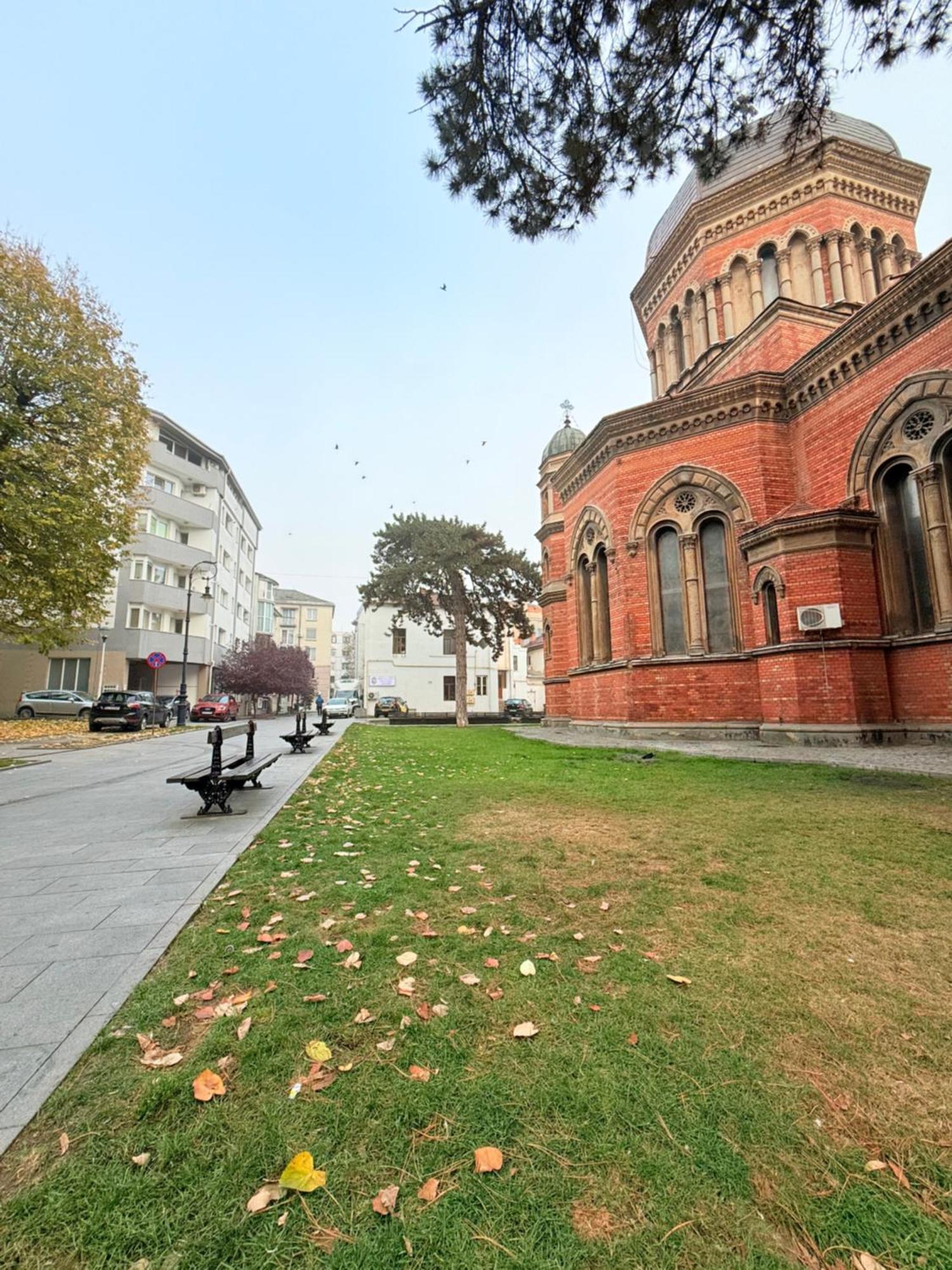 Aman 20 Apartment Craiova Bagian luar foto
