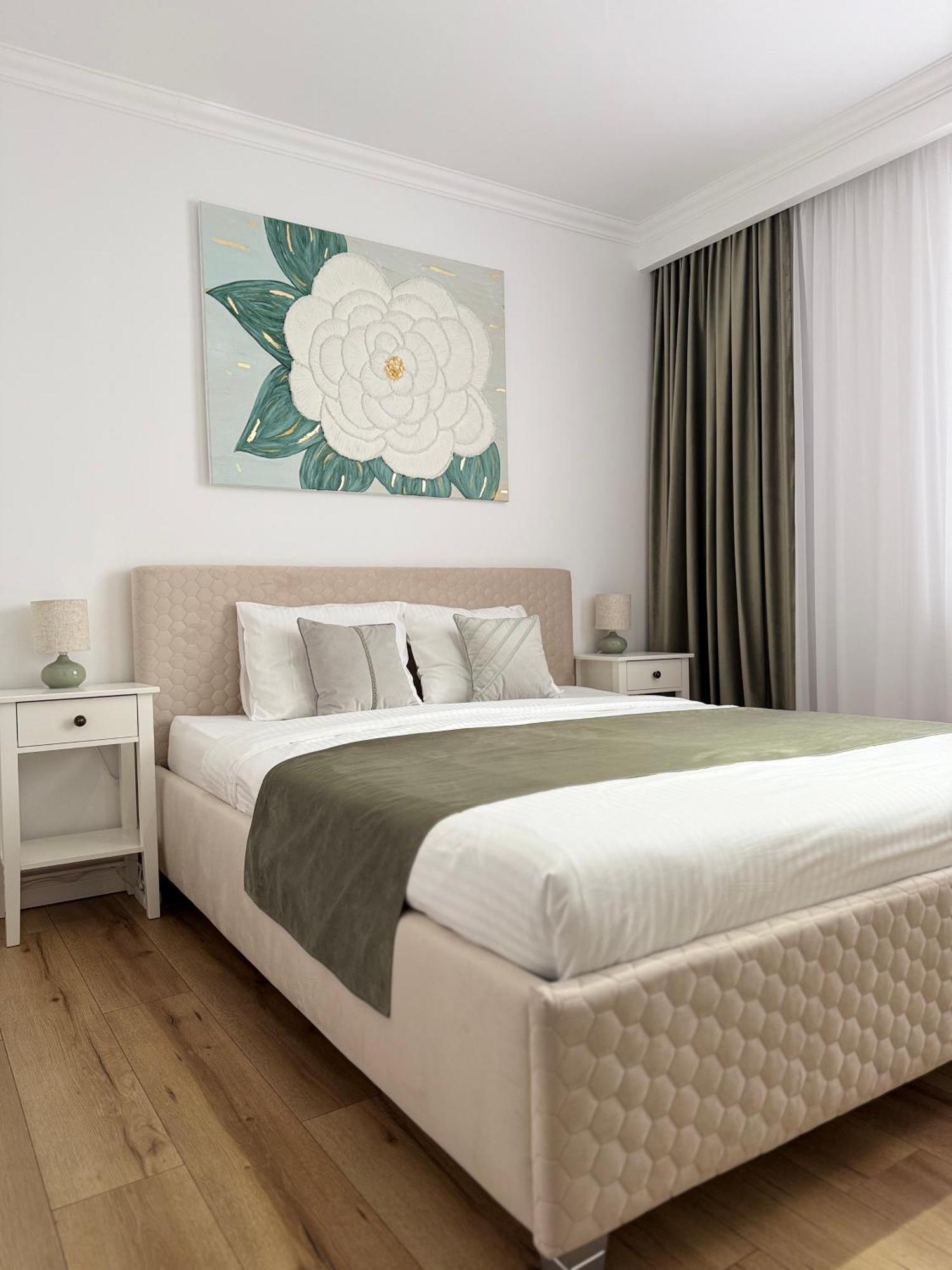 Aman 20 Apartment Craiova Bagian luar foto